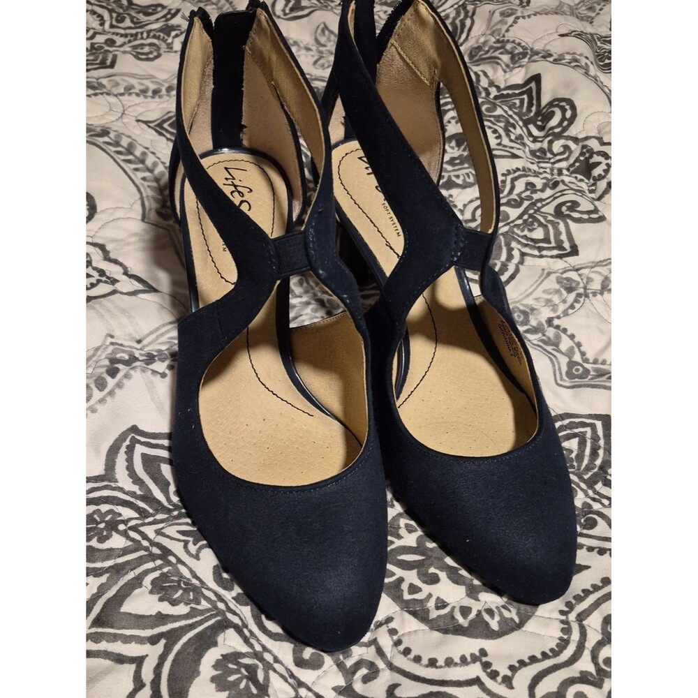 Life Stride Navy Pointed-Toe Cutout Slingback Heels Size 8W